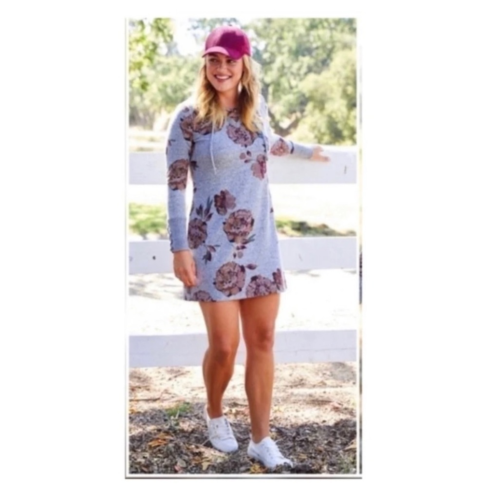 MAURICES Grey Floral Sweater Dress